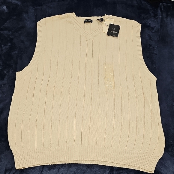 Izod Cream V-Neck Sweater Cable Knit Classic - Picture 1 of 5